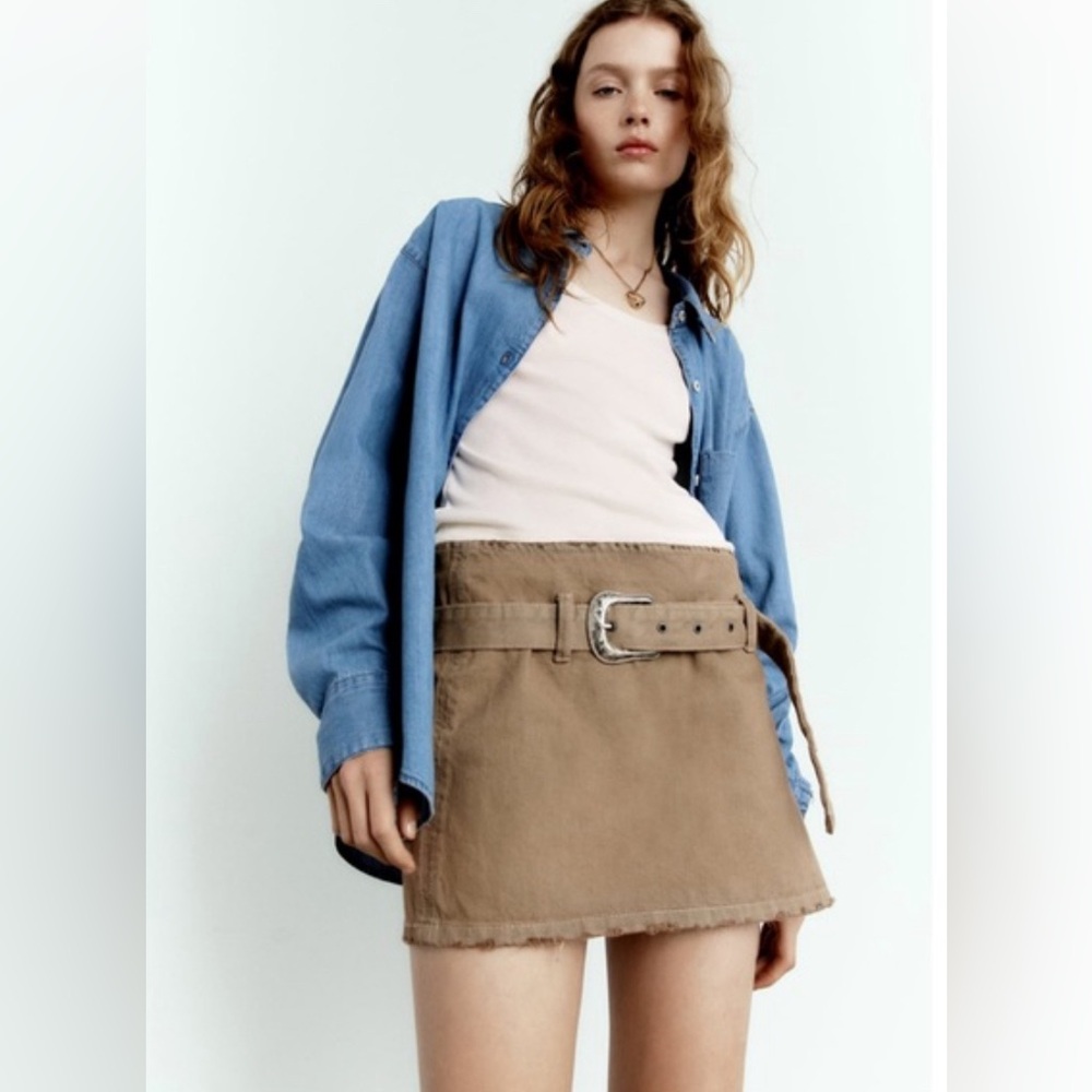 NWT Distressed Belted Skirt